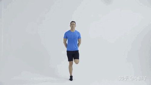 跑步前后的科学热身与拉伸指南:提升表现并避免受伤